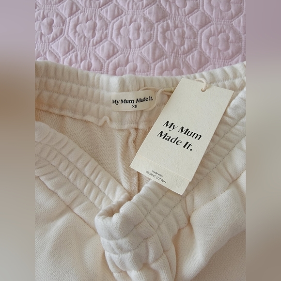 COPY - MY MUM MADE IT MMMI cream heart logo sweatpants XS - Picture 5 of 7